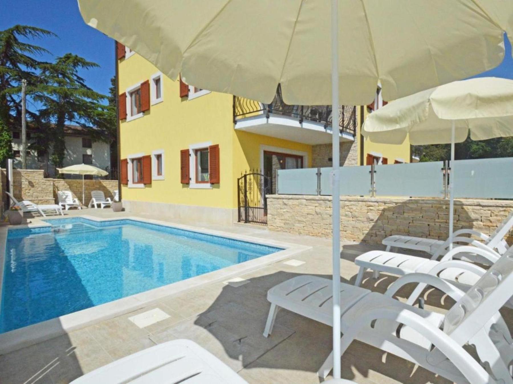 Elia Apartament