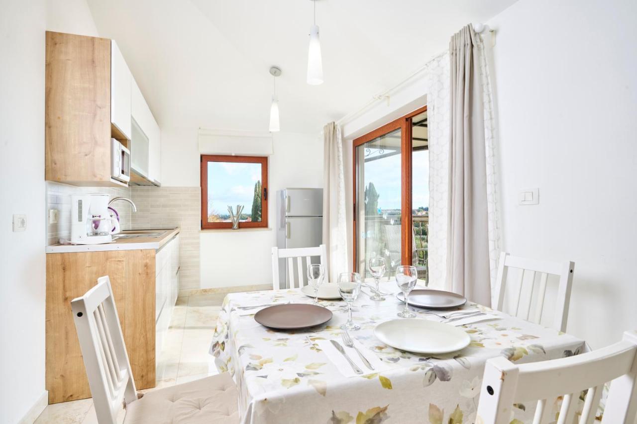 Elia Appartement *